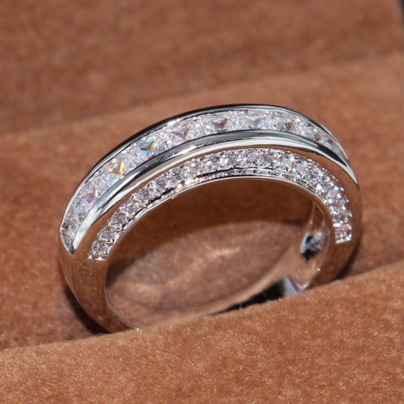 COPY - NEW 925 Silver Diamond 2PC Engagement Ring… - Picture 5 of 6